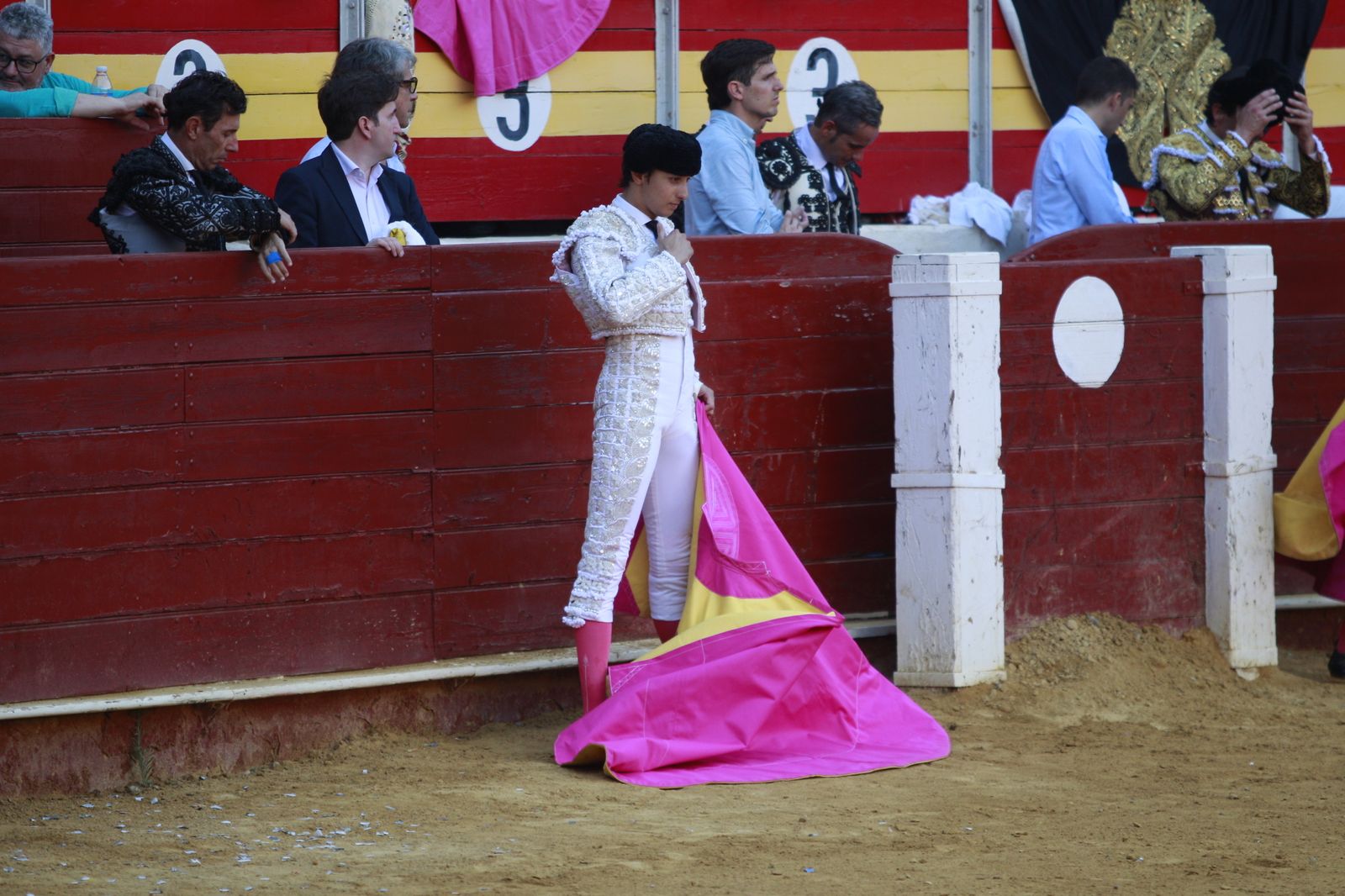 Imágenes del triunfo del torero almeriense Jorge Martínez el día de su alternativa