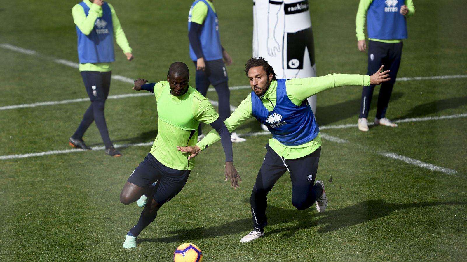 Adrián Ramos y Germán, en un entrenamiento del Granada CF