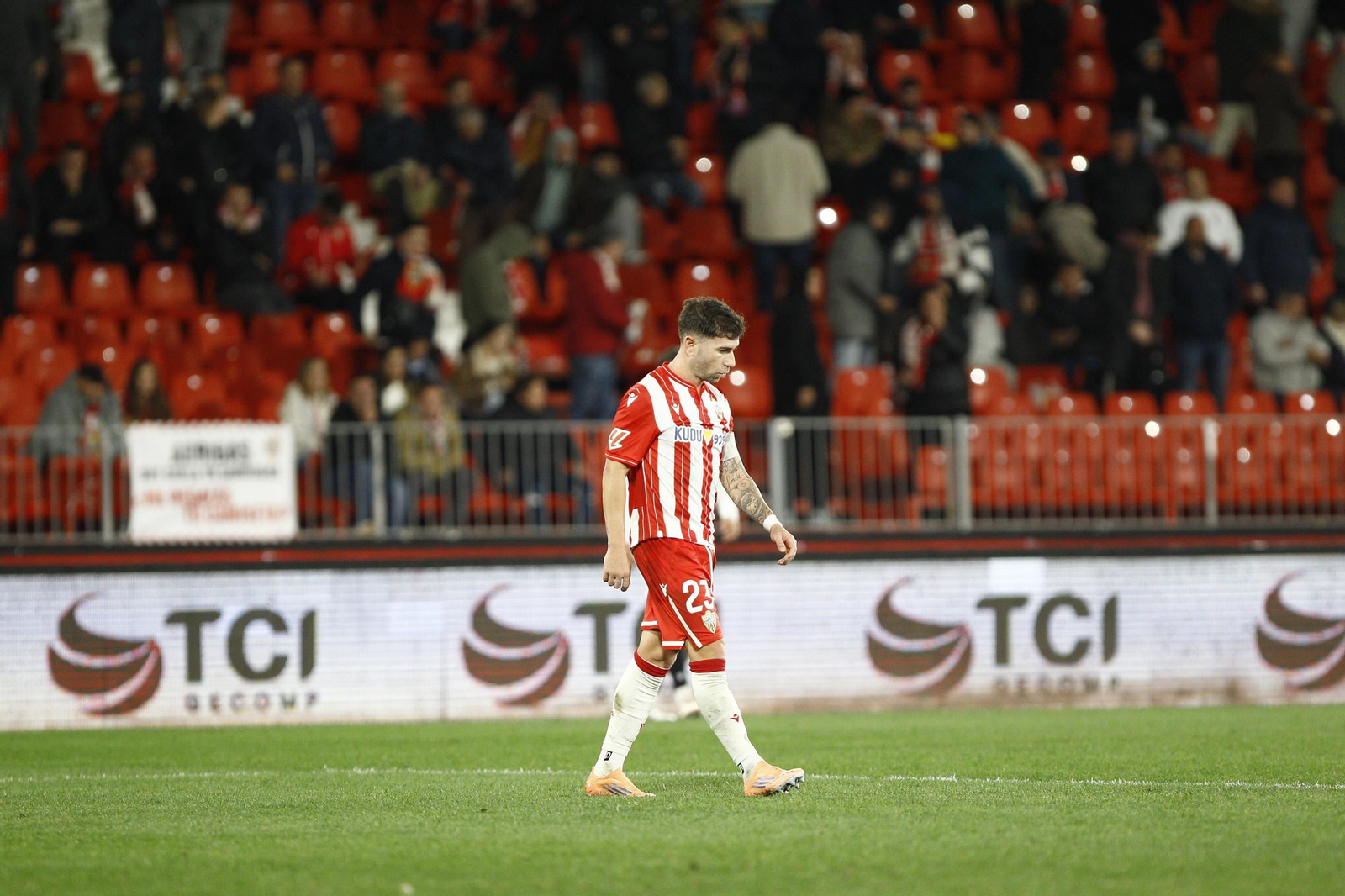 Las fotos del partido de fútbol U.D. Almería-Real Burgos