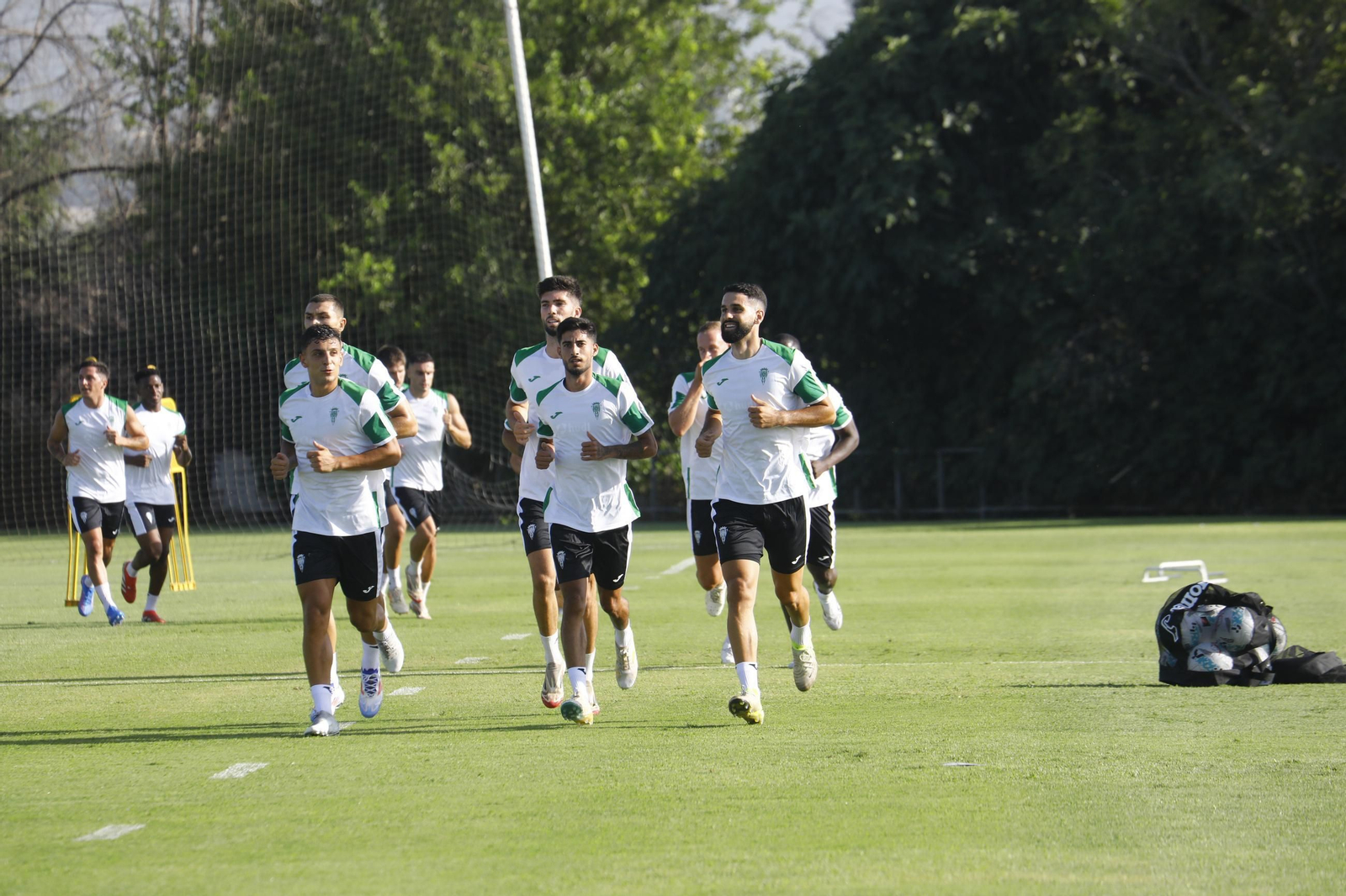 Las mejores fotos del primer entrenamiento del Córdoba CF en su pretemporada