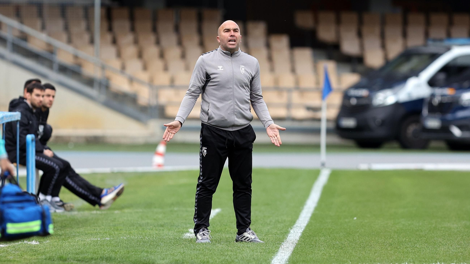 Imágenes del Xerez DFC contra el Club Atlético Antoniano en Chapín
