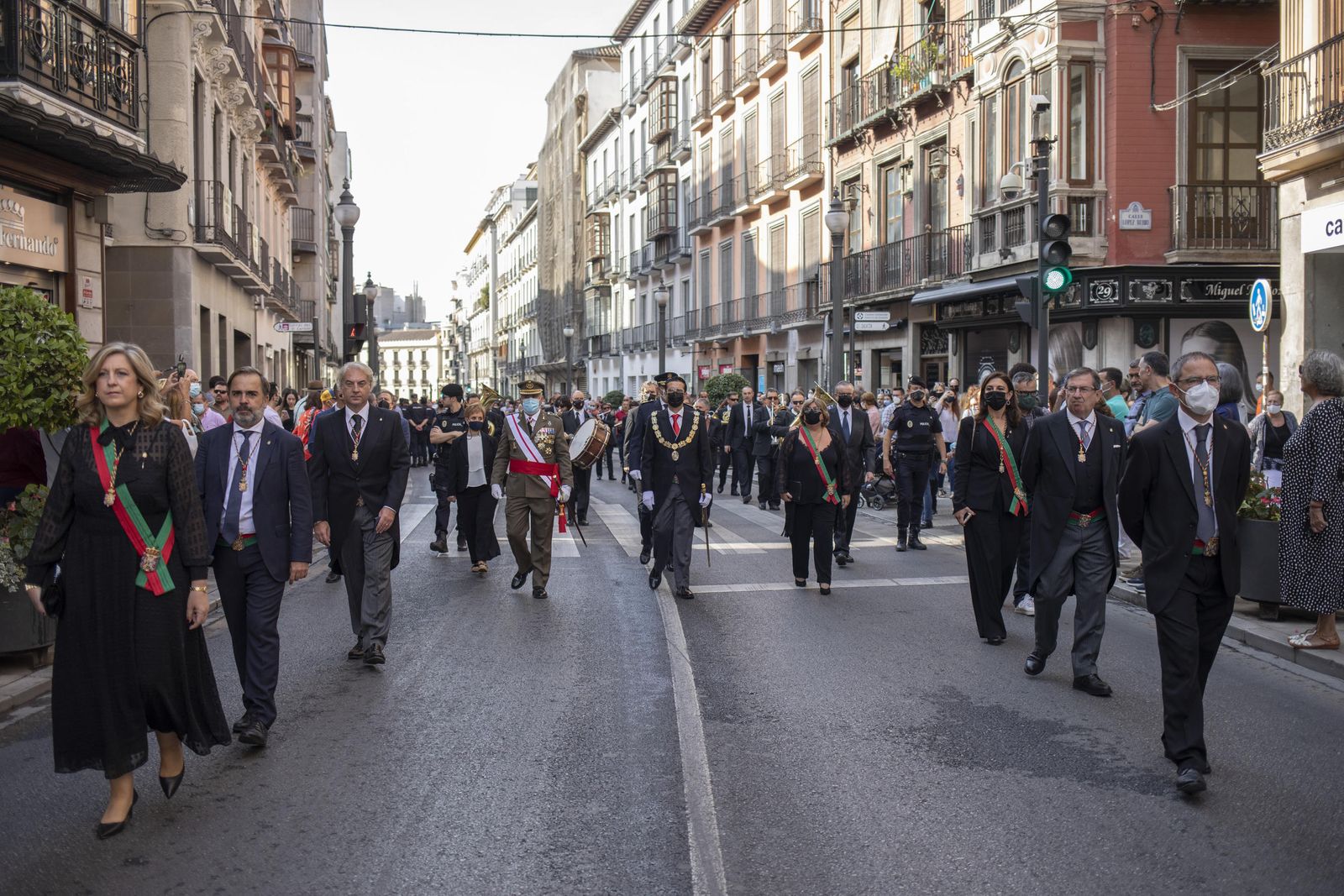Fotos: Así transcurrió el Día de la Hispanidad en Granada