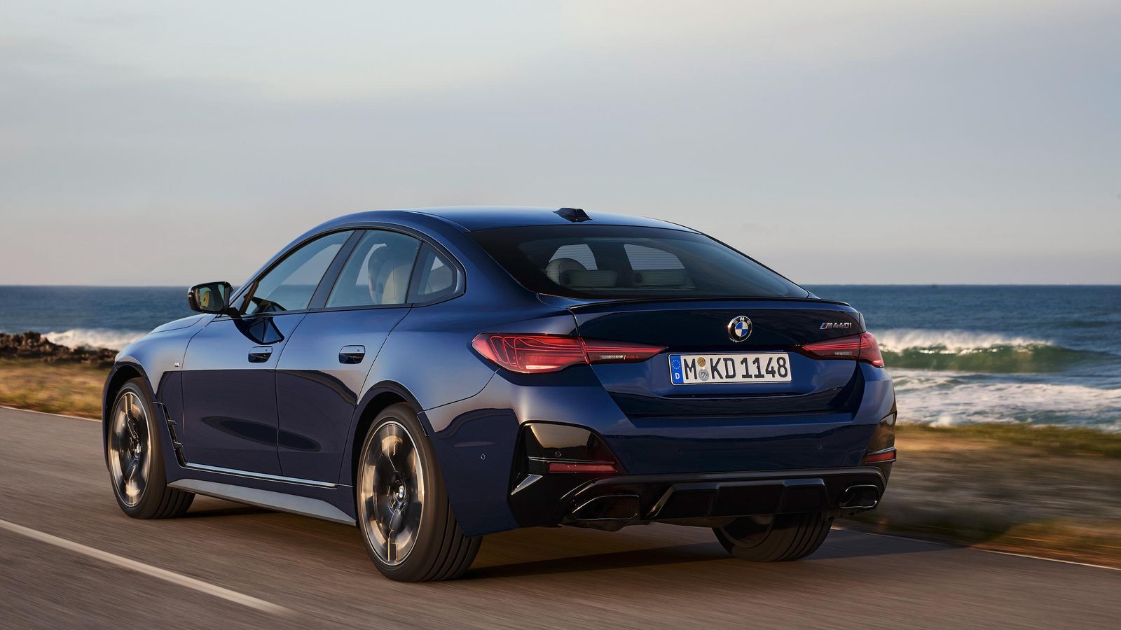 Todos los Serie 4 Gran Coupe con motores Diesel o de gasolina reciben ahora el cambio Steptronic Sport de ocho relaciones.