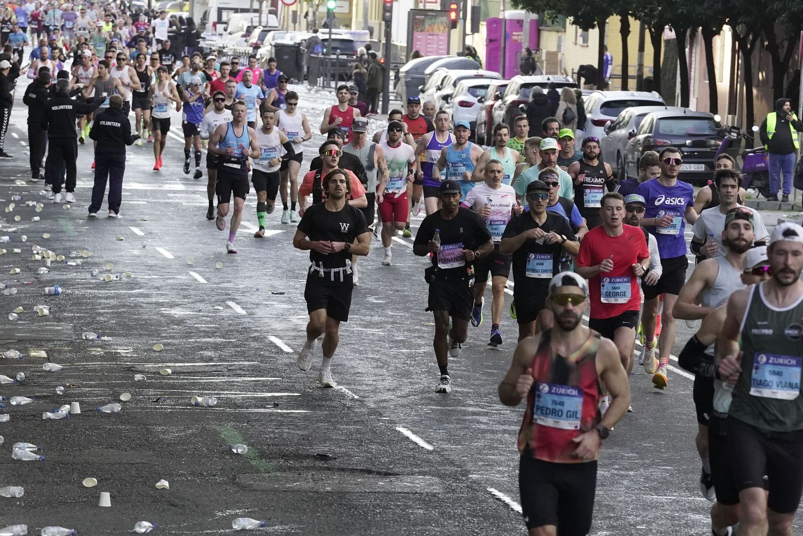el Zurich Maratón de Sevilla 2026 por Lopez de Gomara, galería 1