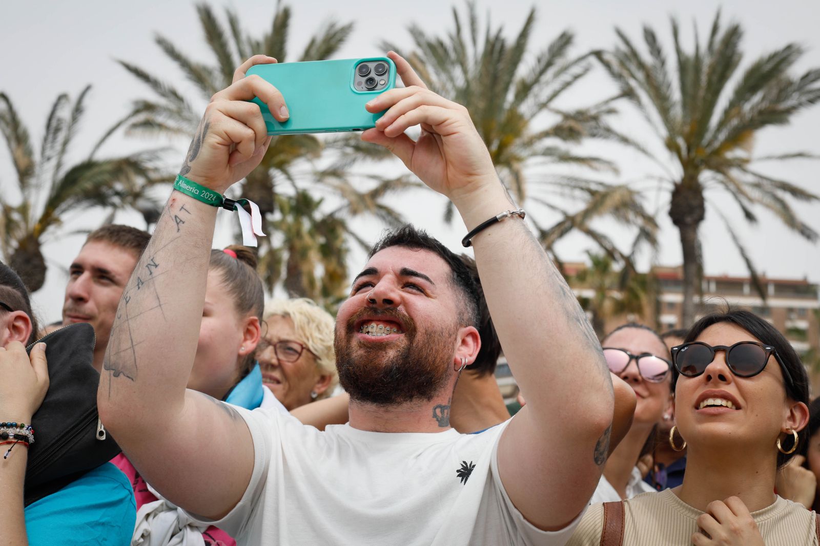 Las mejores imágenes de la "Globotá" en las fallas de Almería