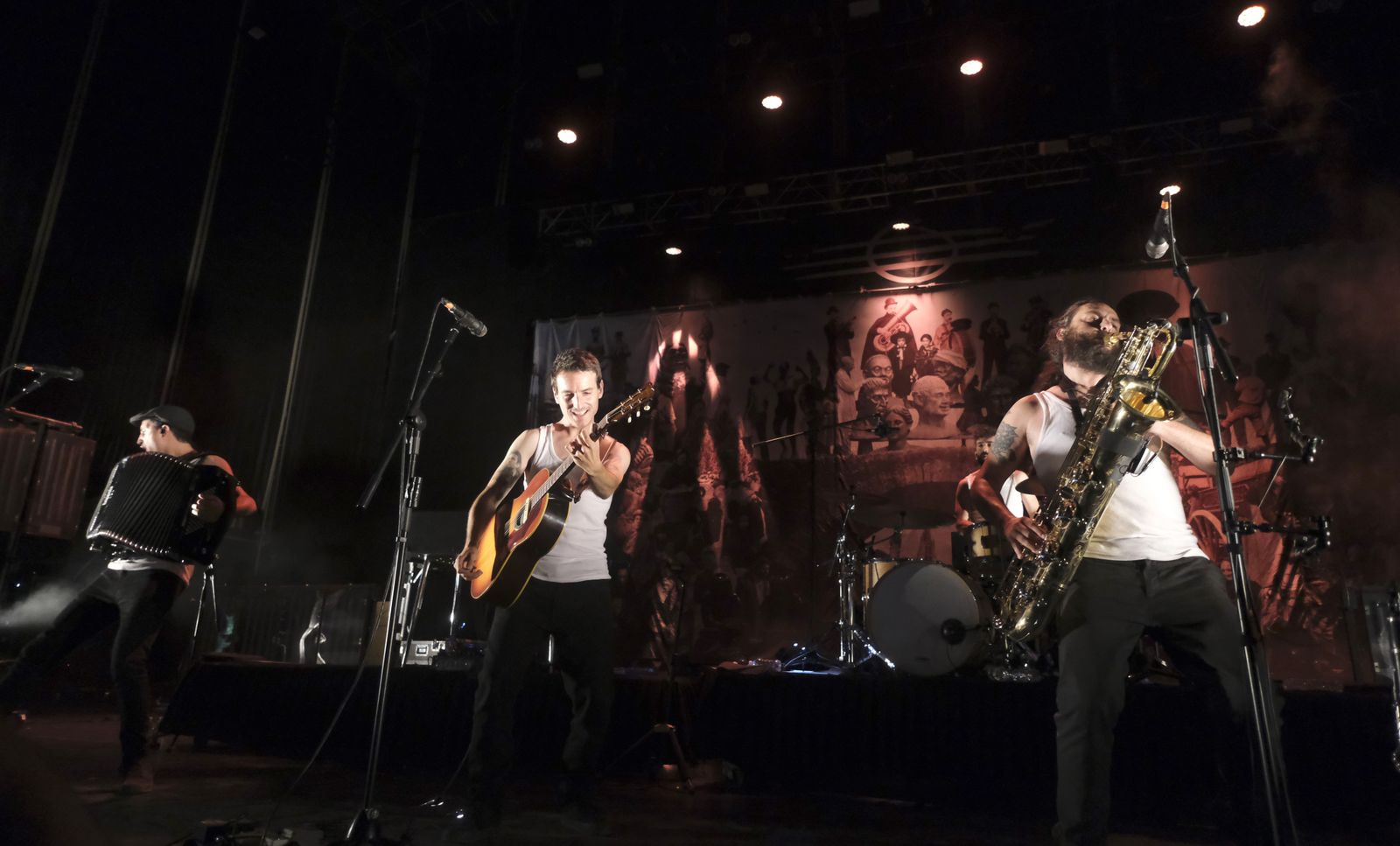 El concierto de La M.O.D.A. en el Festival de la Guitarra de Córdoba, en imágenes