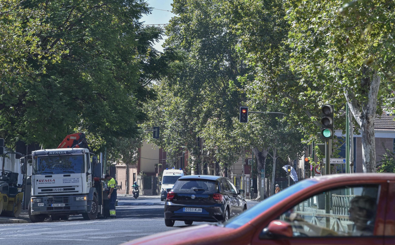 La avenida de Manuel Siurot de Sevilla, por donde circulaban los menores.