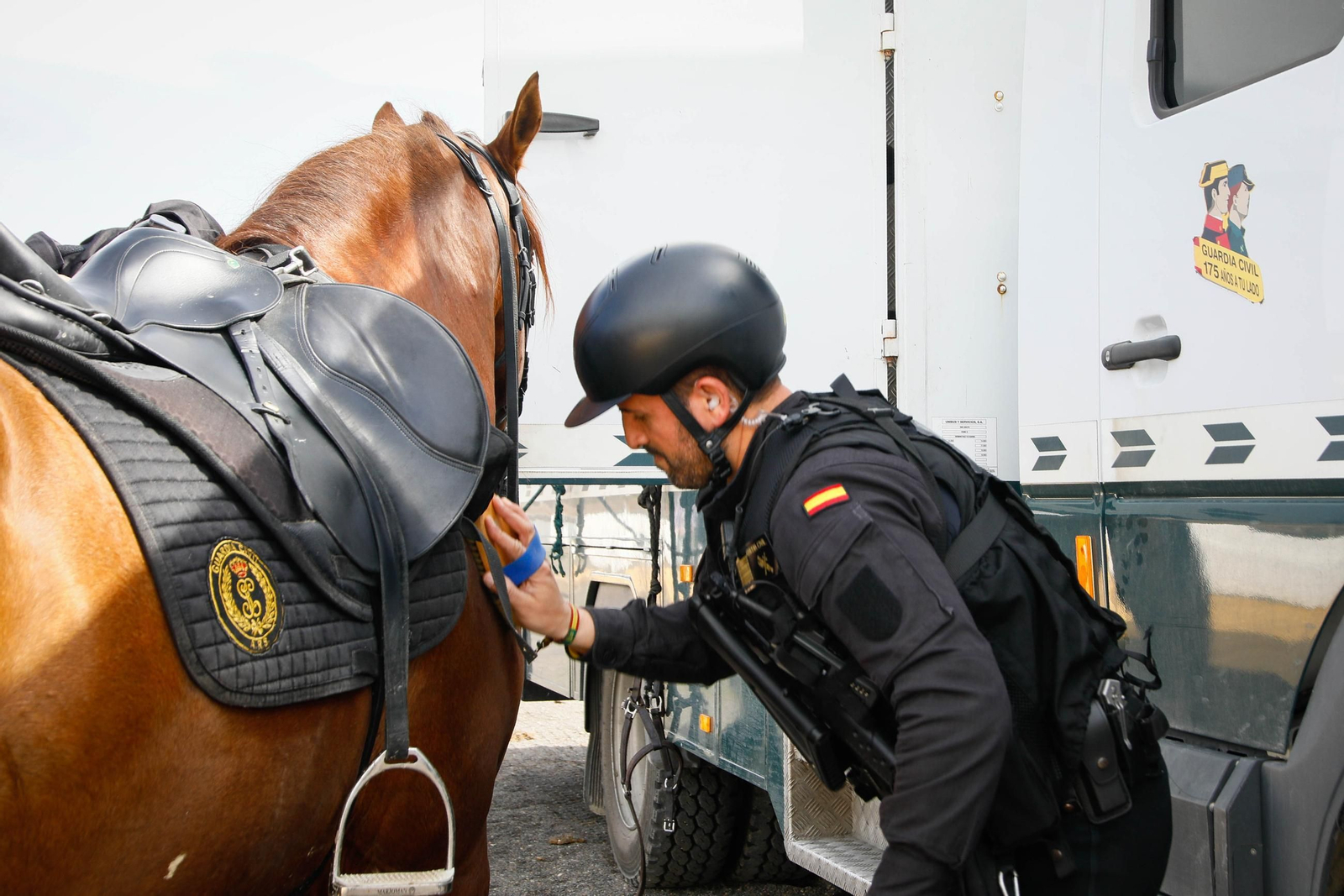 Imágenes del Escuadrón de Caballería de la Guardia Civil en Gádor.
