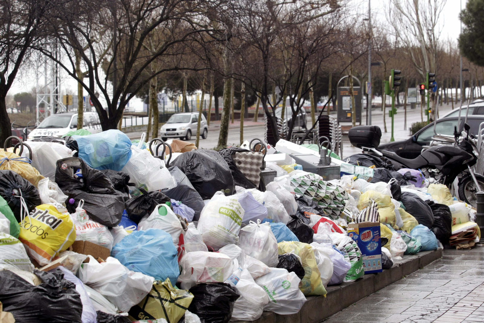 FCC tiene que devolver 276.000 euros a la Junta por el conflicto de la limpieza en Granada