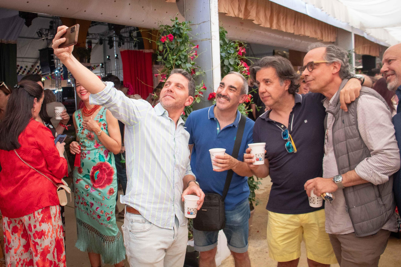 Tradición, gastronomía y modernidad se fusionan en la Feria del Corpus de Granada, en imágenes