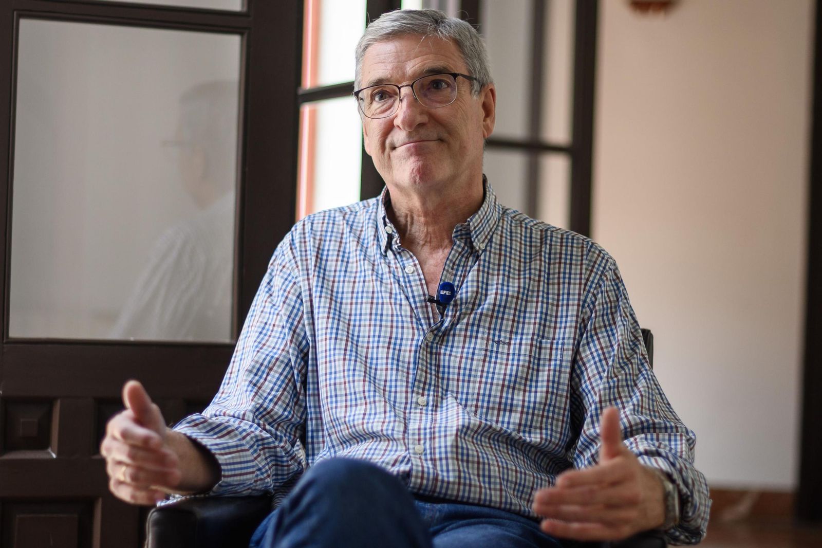 Miguel Ángel Serrano durante la entrevista