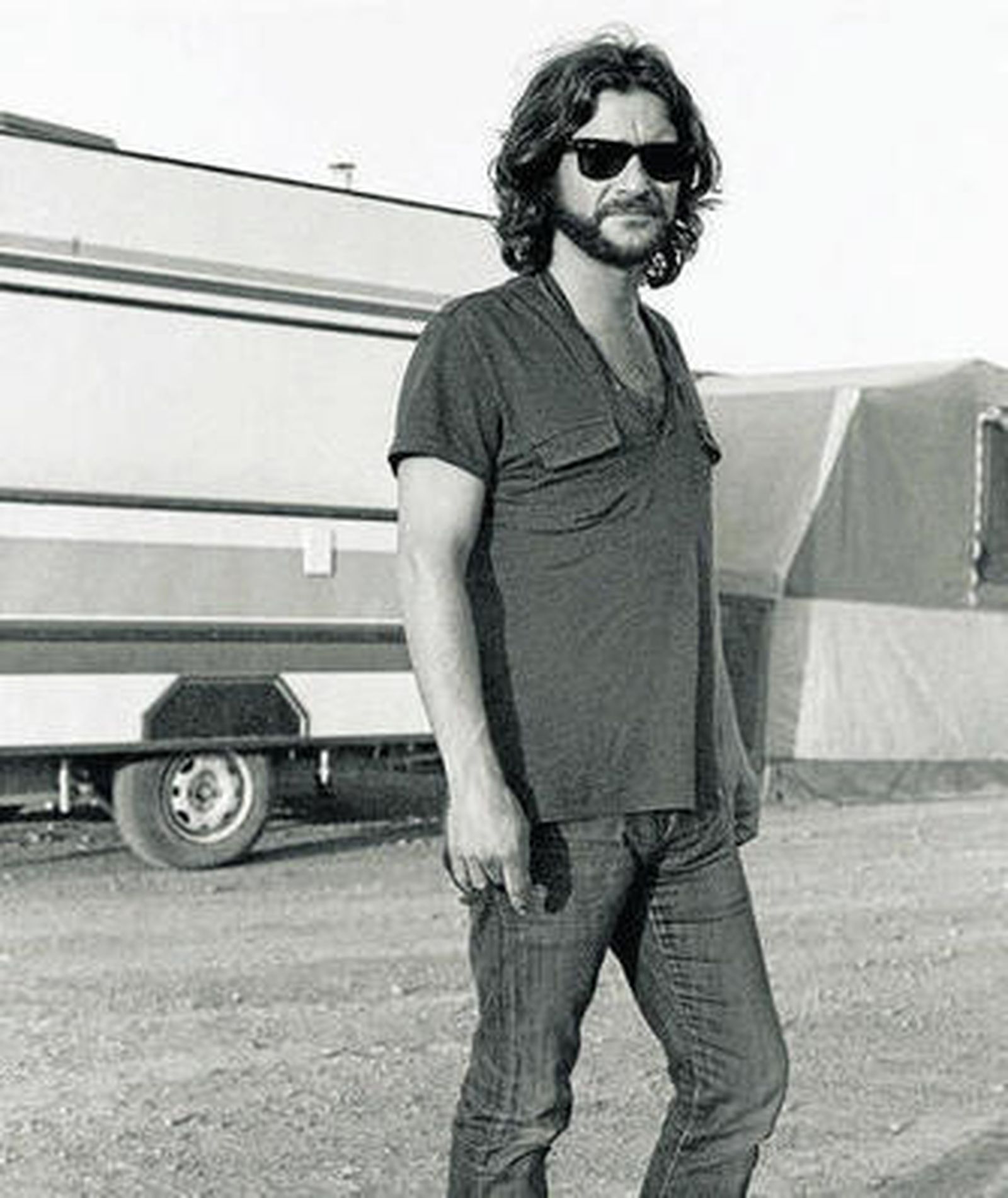 Quique González actúa hoy en el Teatro Apolo.