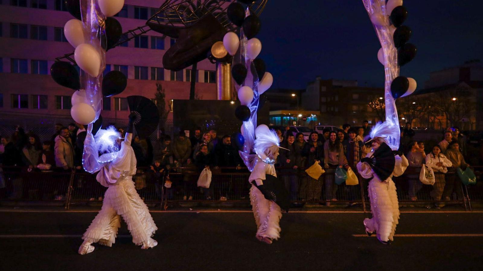 Todas las imágenes de SS.MM. los Reyes Magos en Cádiz: Visitas, cabalgata, horarios y recorrido