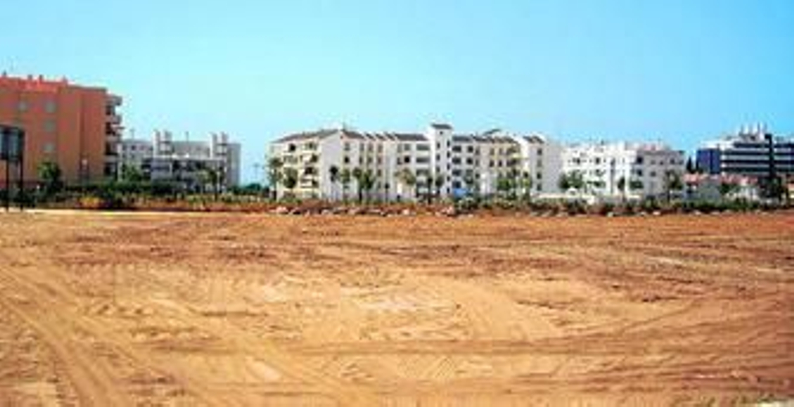 Parcela donde se proyecta el complejo deportivo.