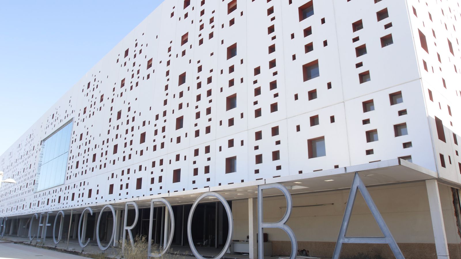 Uno de los exteriores del centro.