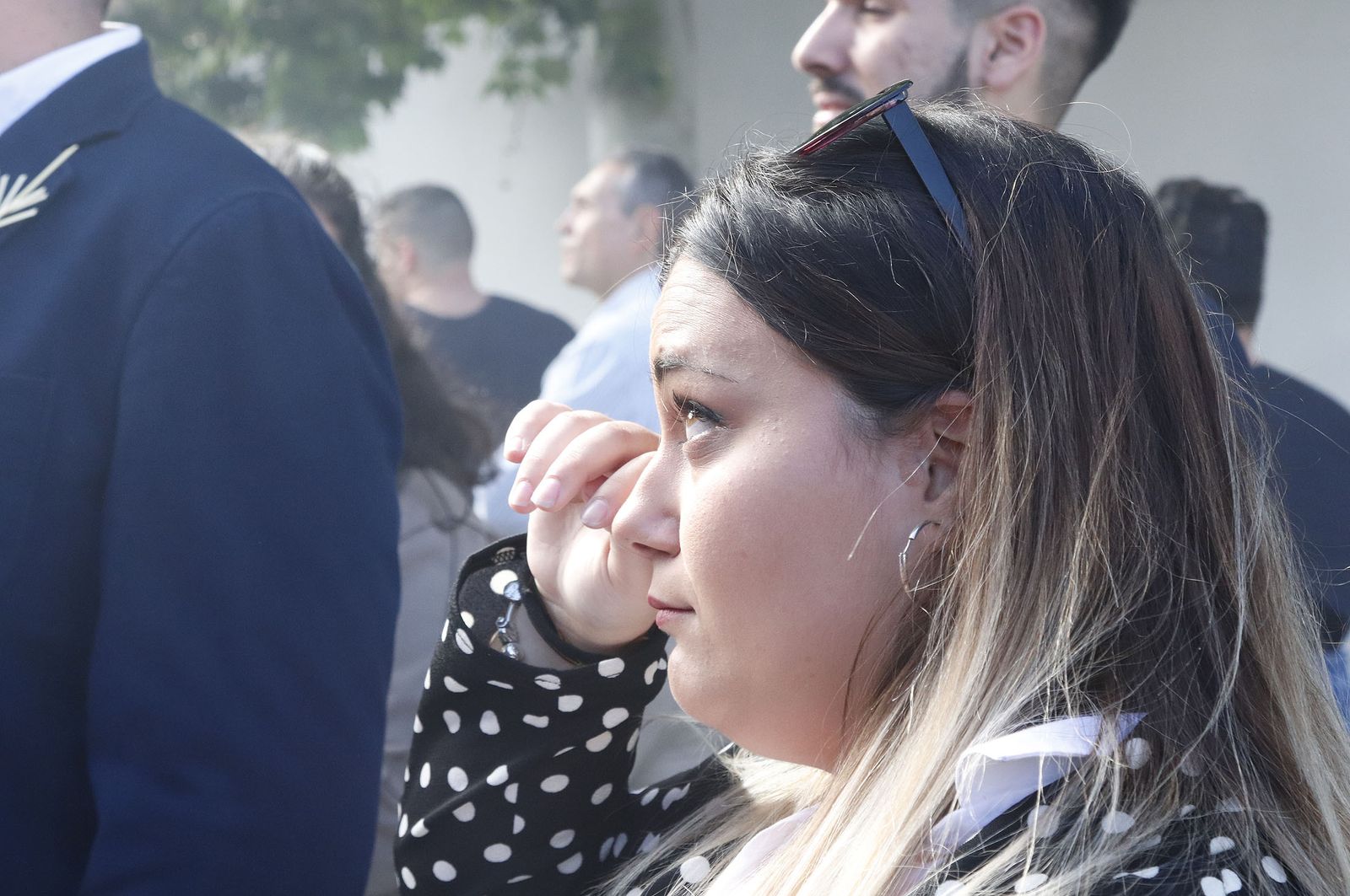 Imágenes del recorrido de la Hermandad de la Redención por las calles de Huelva