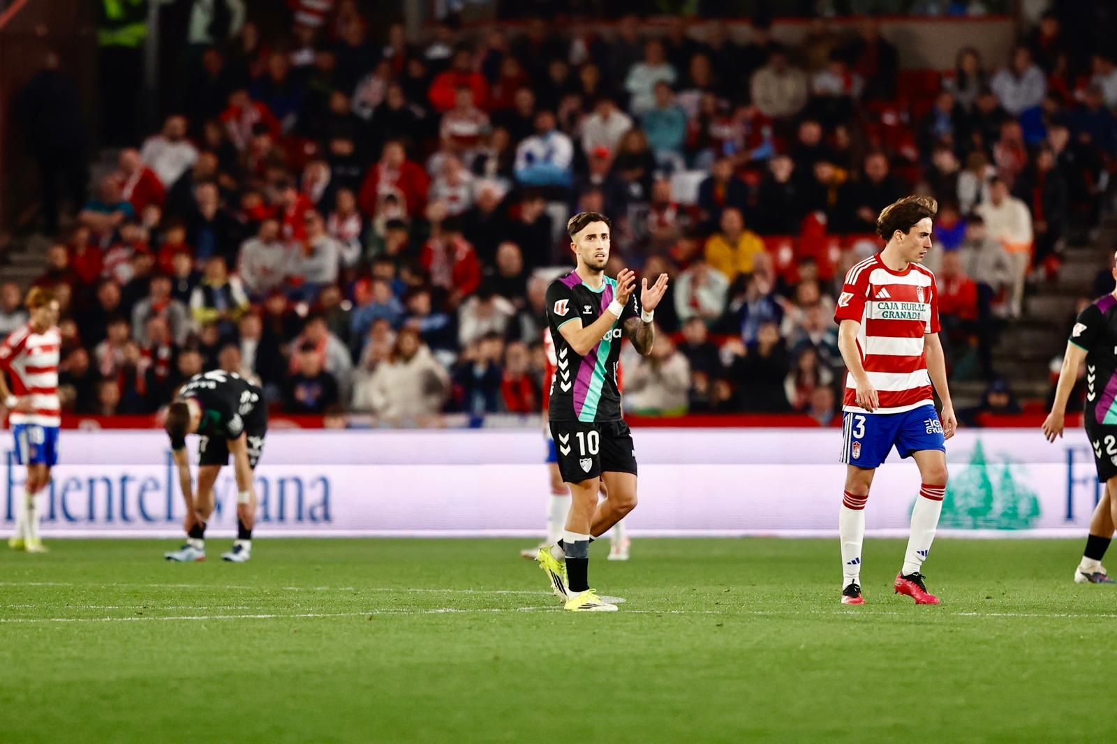 El Granada-Málaga CF, en fotos