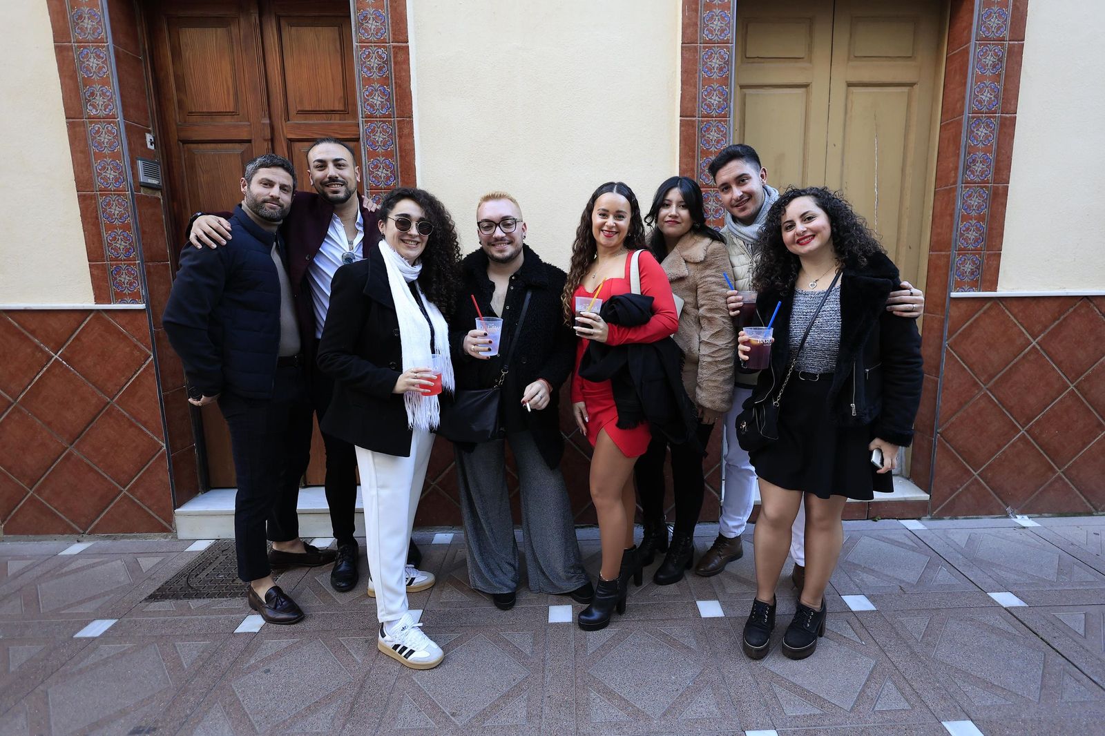 La Línea explota de gente en la tardebuena más animada, en imágenes