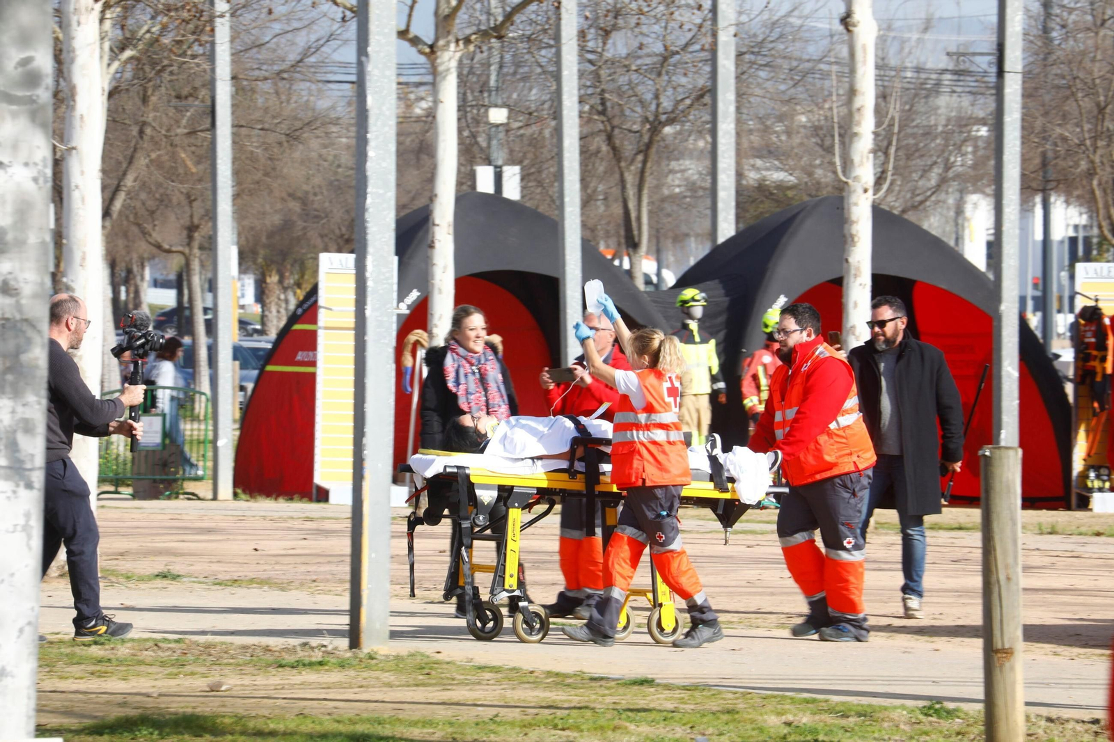 El simulacro de actuación ante una explosión en la Feria de Córdoba, en imágenes