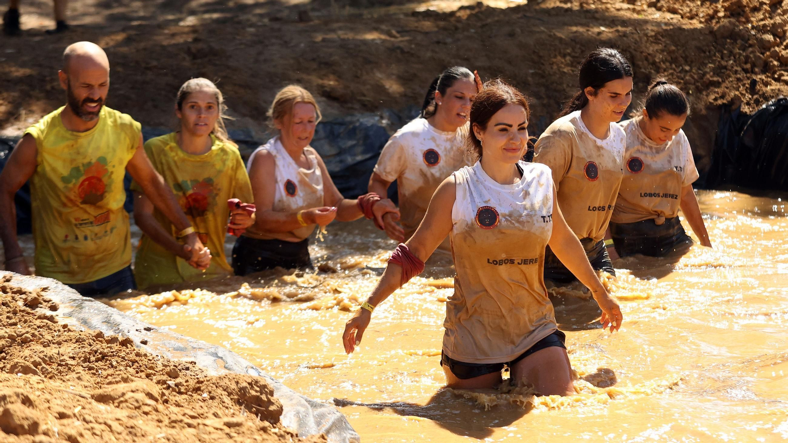 Búscate en la VII Carrera del Barro en La Barca