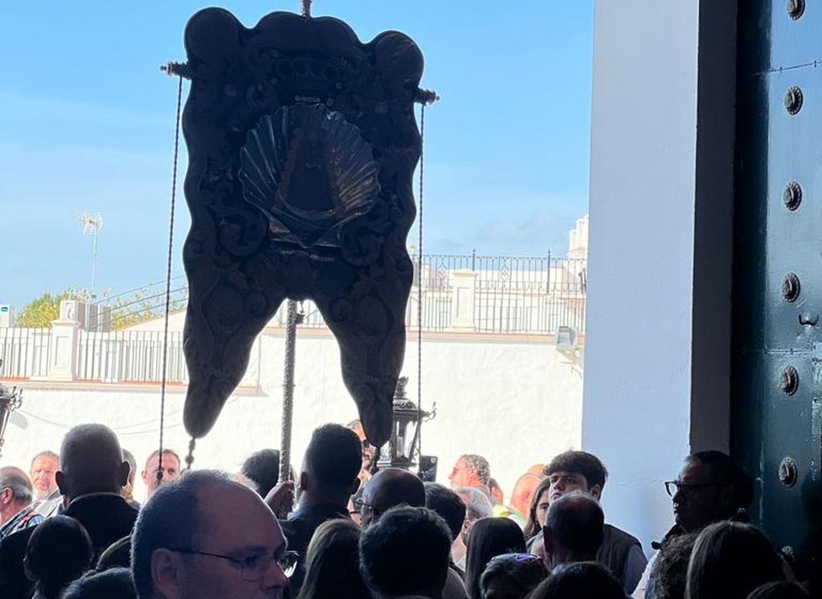 Simpecado de Emigrantes.