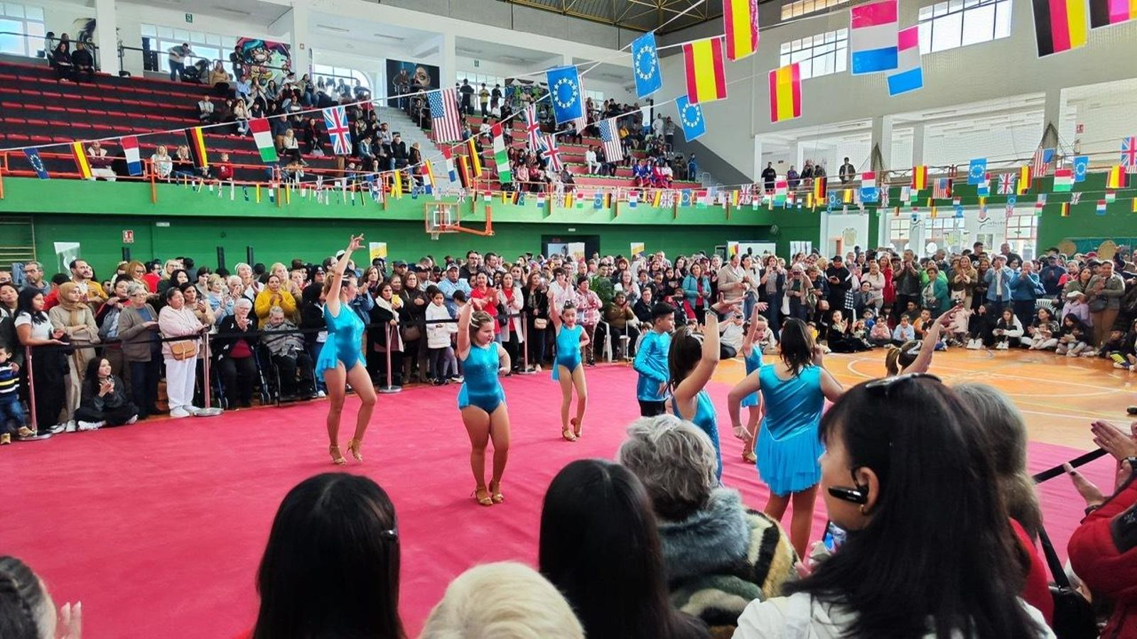 La música y los bailes tradiciones tuvieron su espacio en el Encuentro.