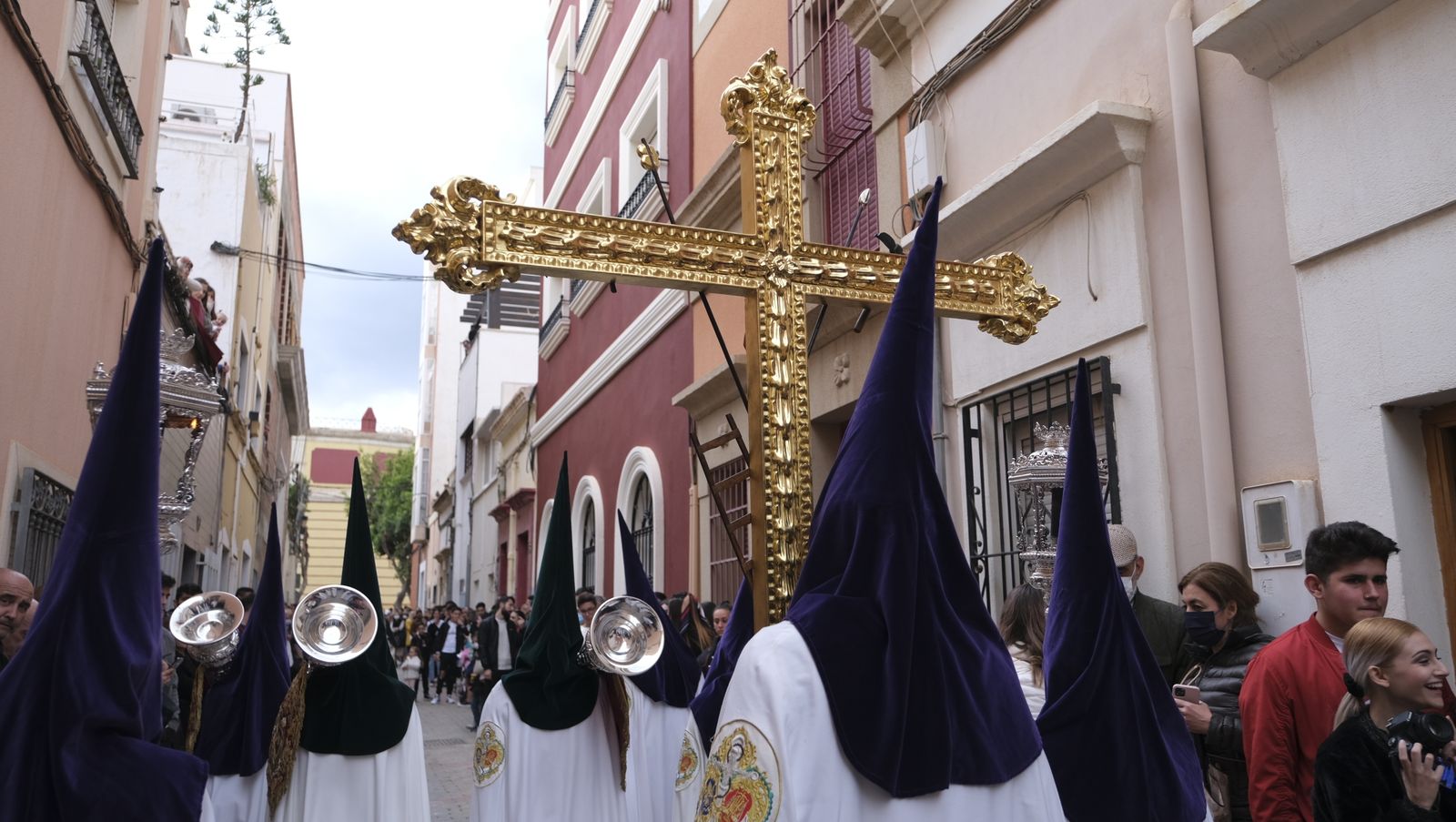 Procesión de Macarena en Almería, en imágenes.