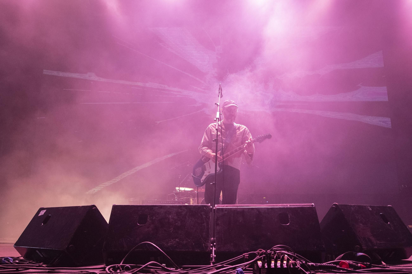 Los Planetas salen por la puerta grande de Granada