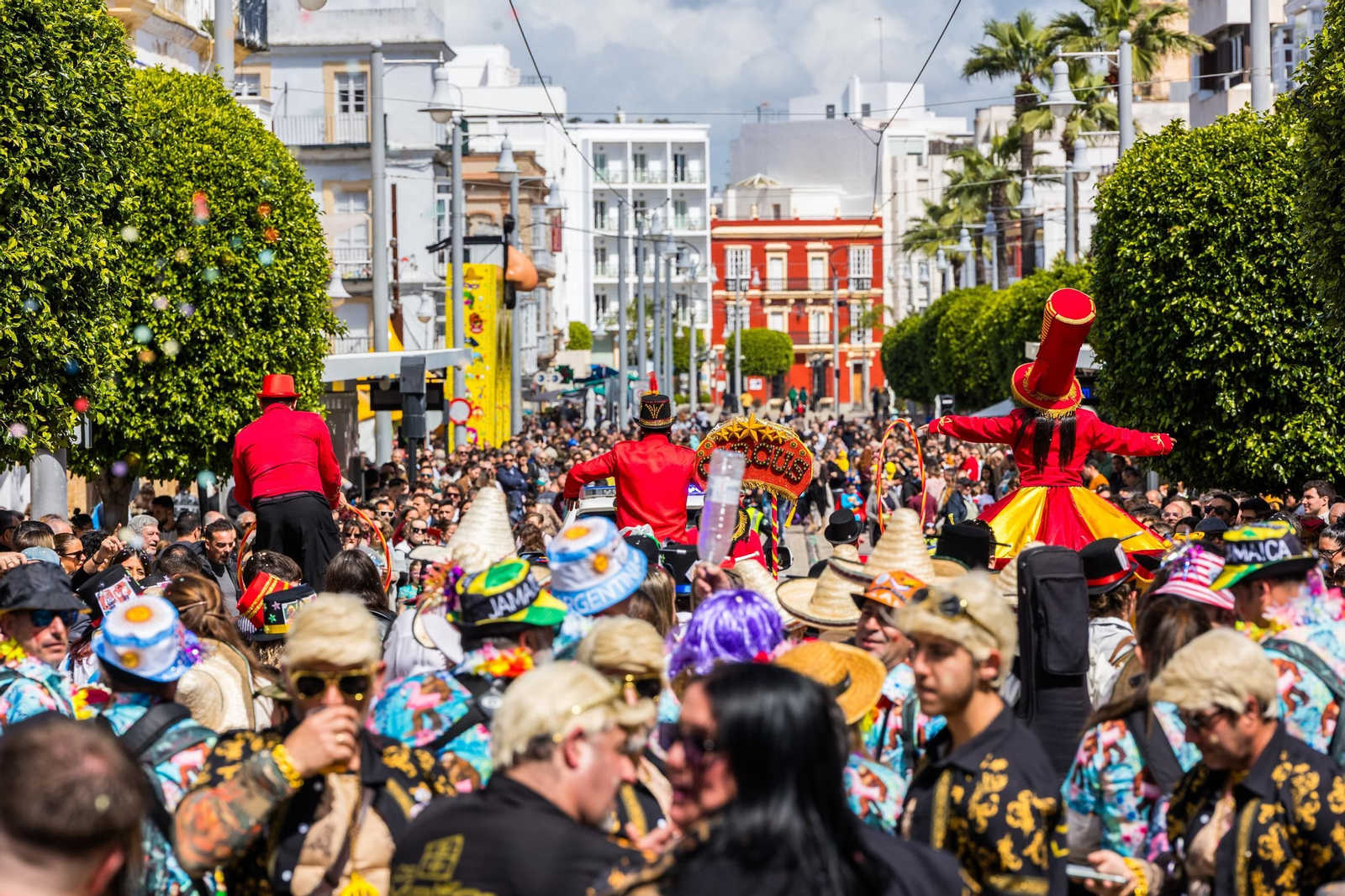 La Cabalgata del Carnaval en San Fernando, en imágenes