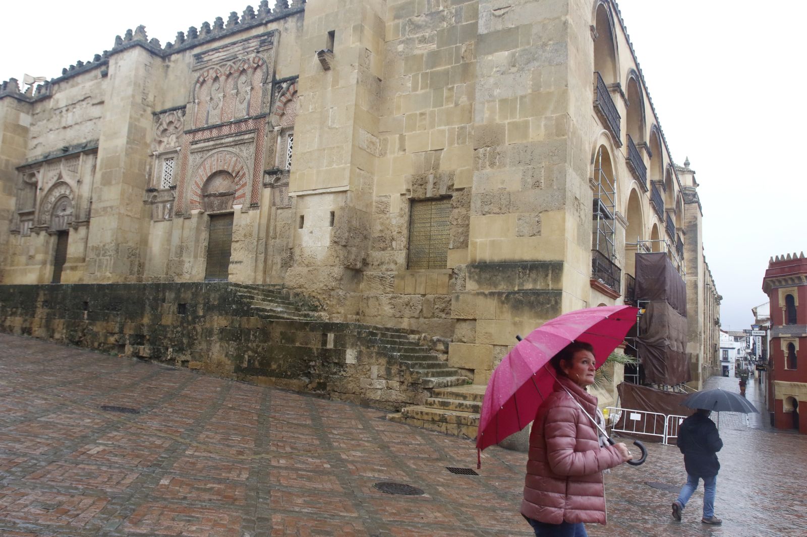 Un día de Navidad en Córdoba pasado por agua, en fotografías