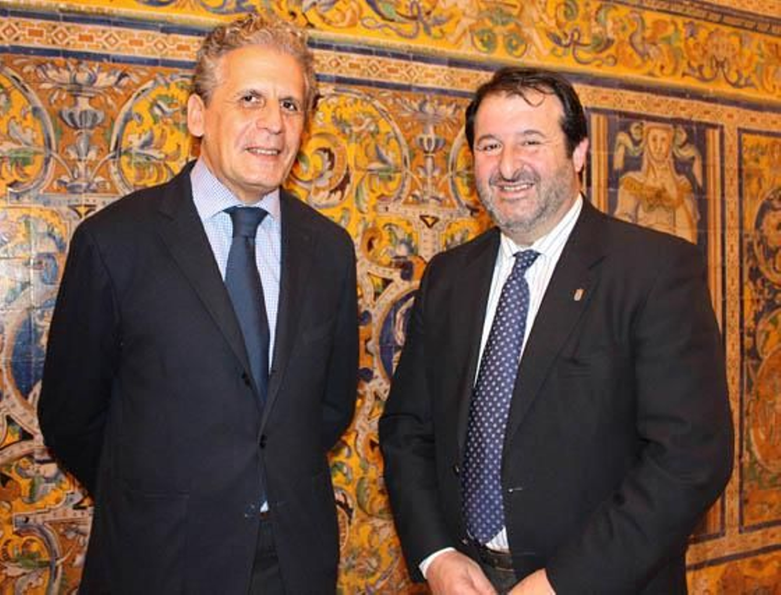 Homenaje de los aparejadores a José María Cabeza