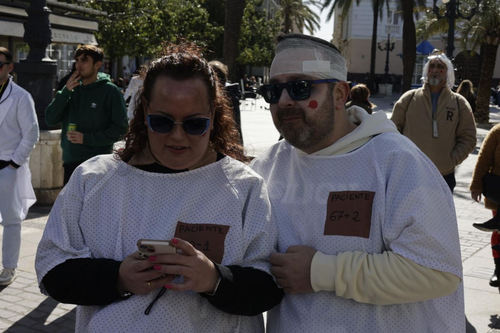 Las mejores imágenes del primer Sábado de Carnaval en Cádiz 2026