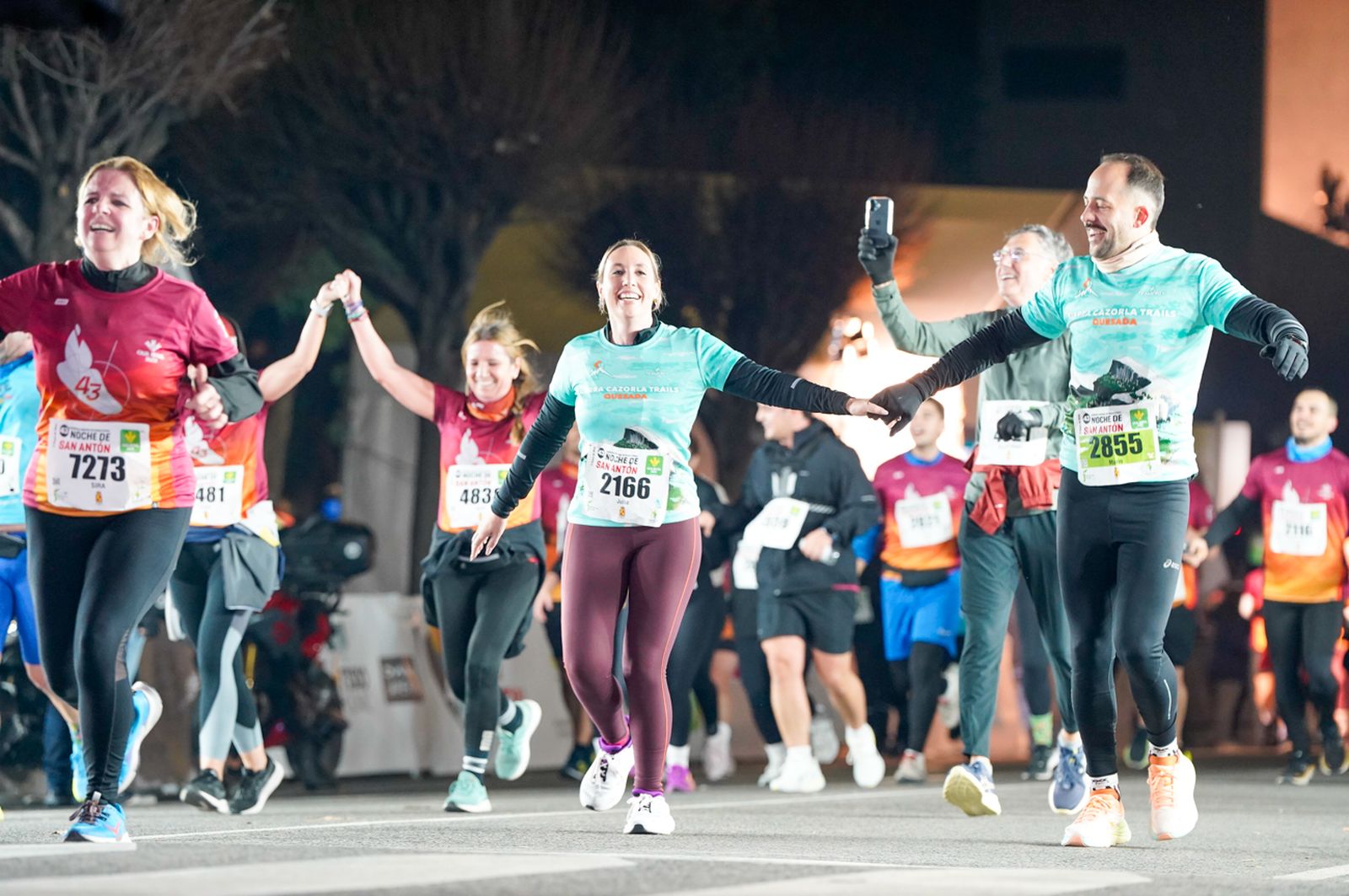 En imágenes: búscate en tu llegada a meta de la Carrera de San Antón 2026 (3)