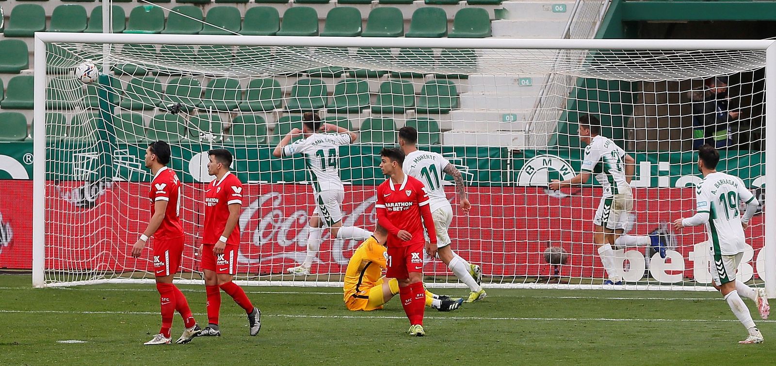 Las imágenes del Elche-Sevilla