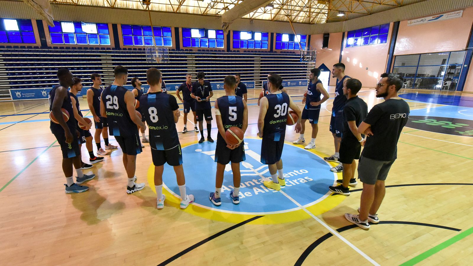 Las fotos del primer entrenamiento del UDEA 2023-24