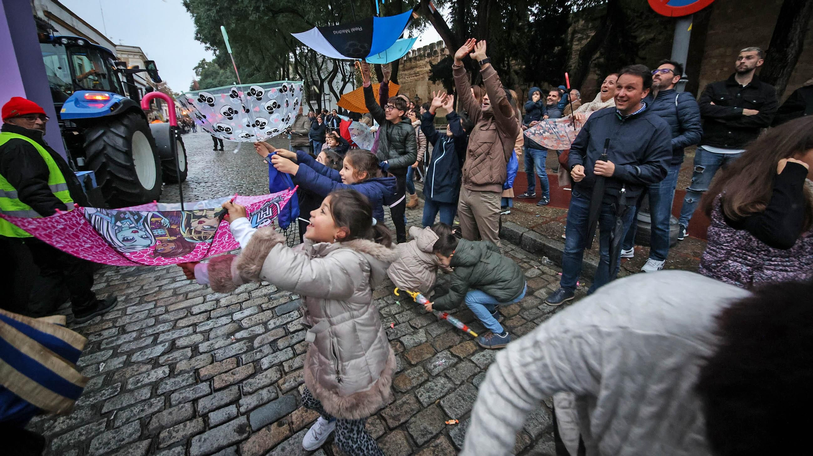 La cabalgata de la Cartera Real llega a Jerez