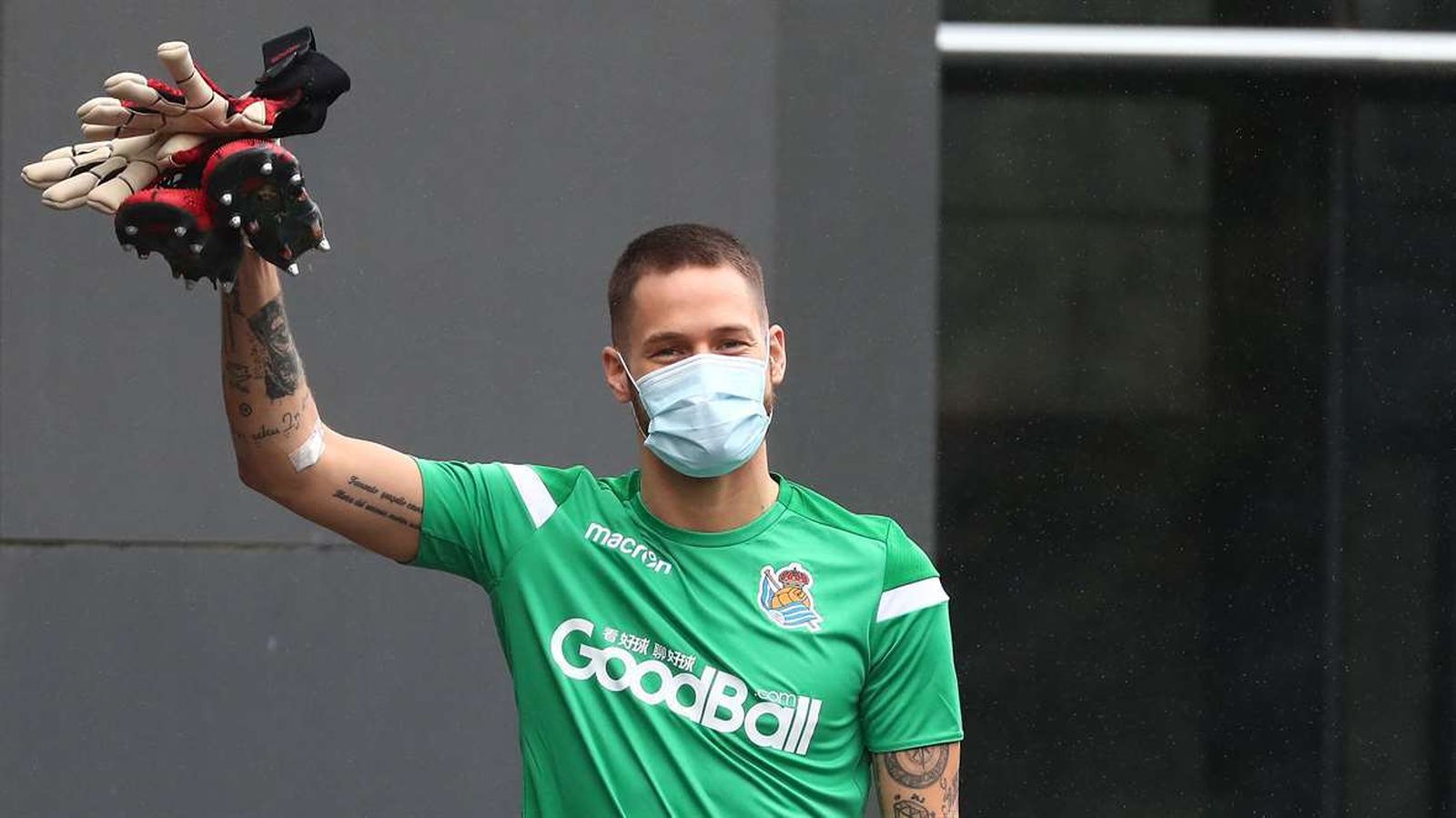 Álex Remiro, en su vuelta a los entrenamientos con la Real Sociedad.
