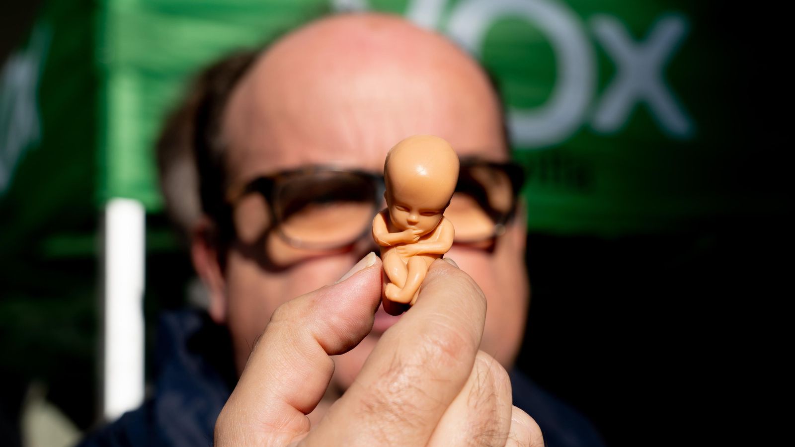 Uno de los muñecos que ha repartido VOX