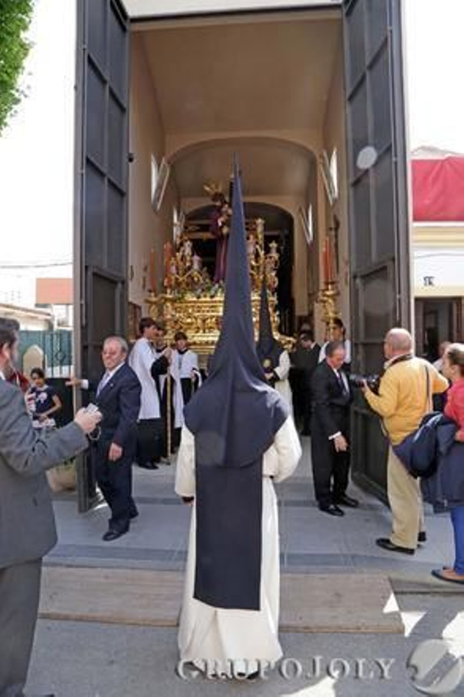 Foto: Pascual · Lobo· Aranda · Garcia y M. A. Gonzalez