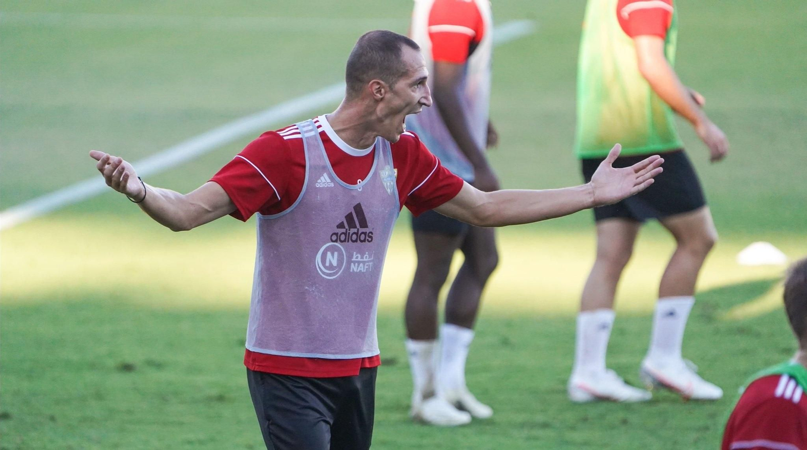 A seguir en el tren hacia Primera