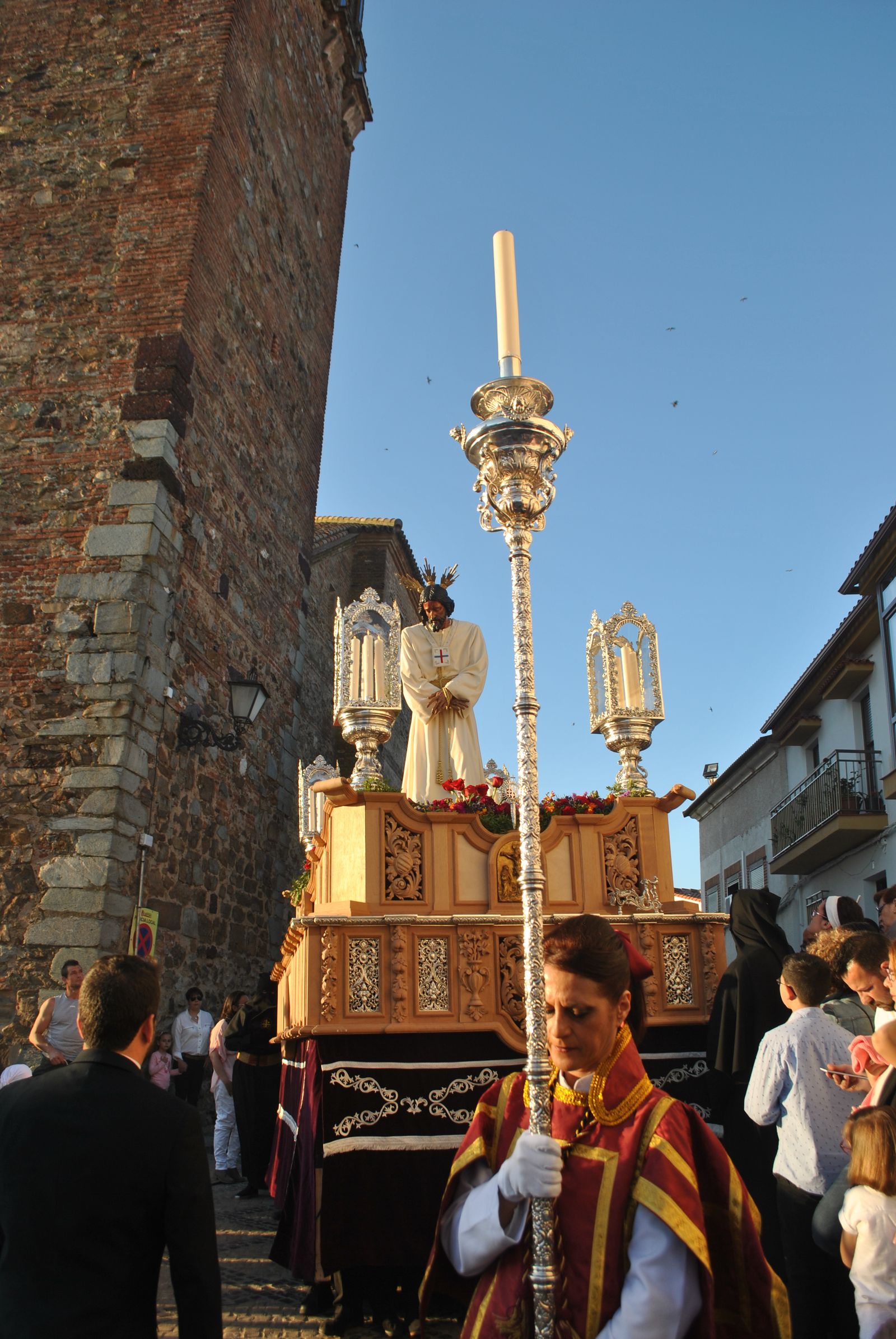 La procesión del Miércoles Santo en Zalamea acorta su itinerario.