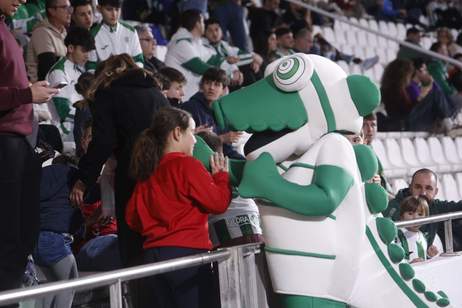 Búscate en la galería de fotos del Córdoba CF-Andorra