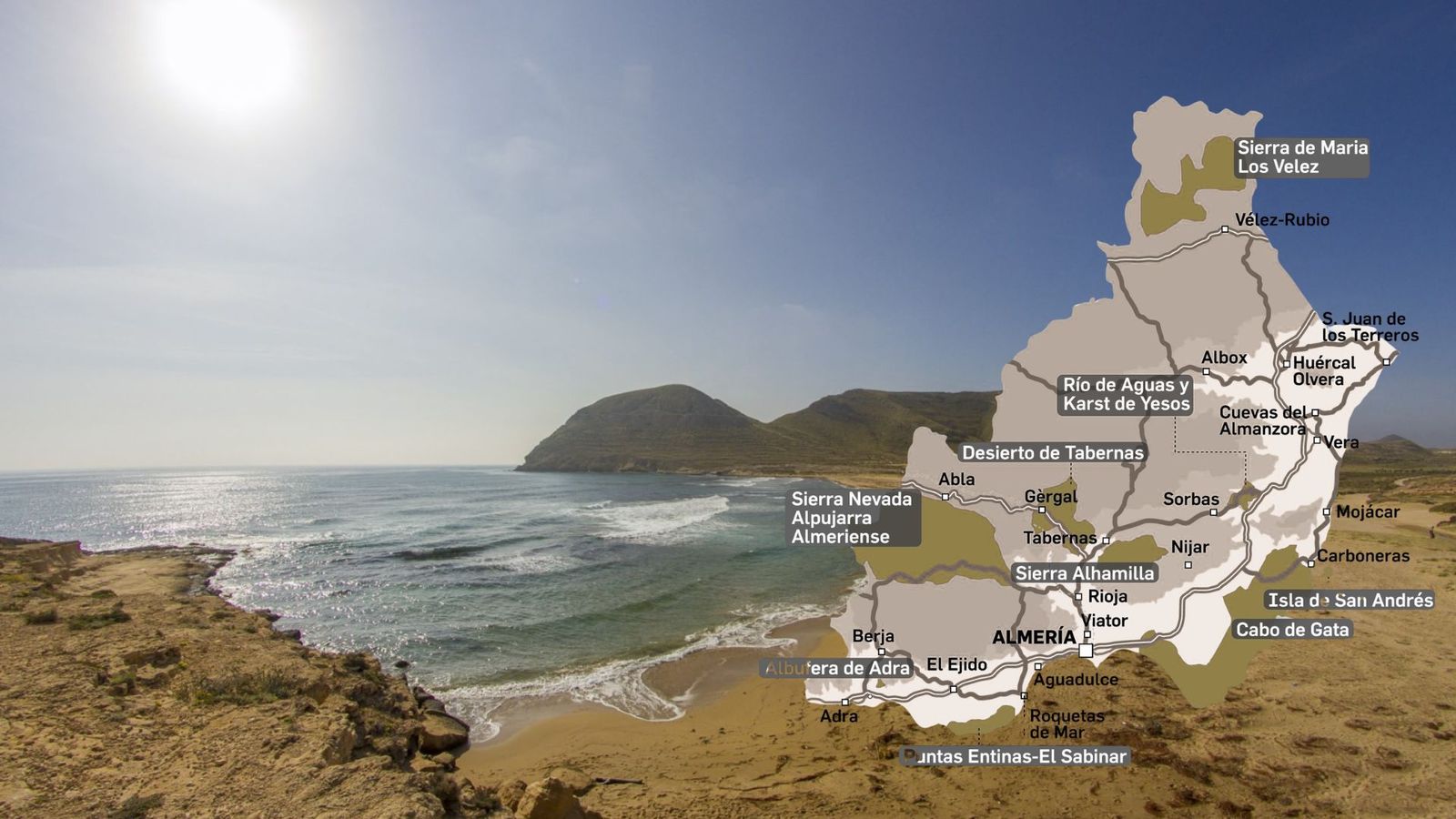 Vista del litoral almeriense con la localización de algunos de los principales espacios naturales protegidos de la provincia.