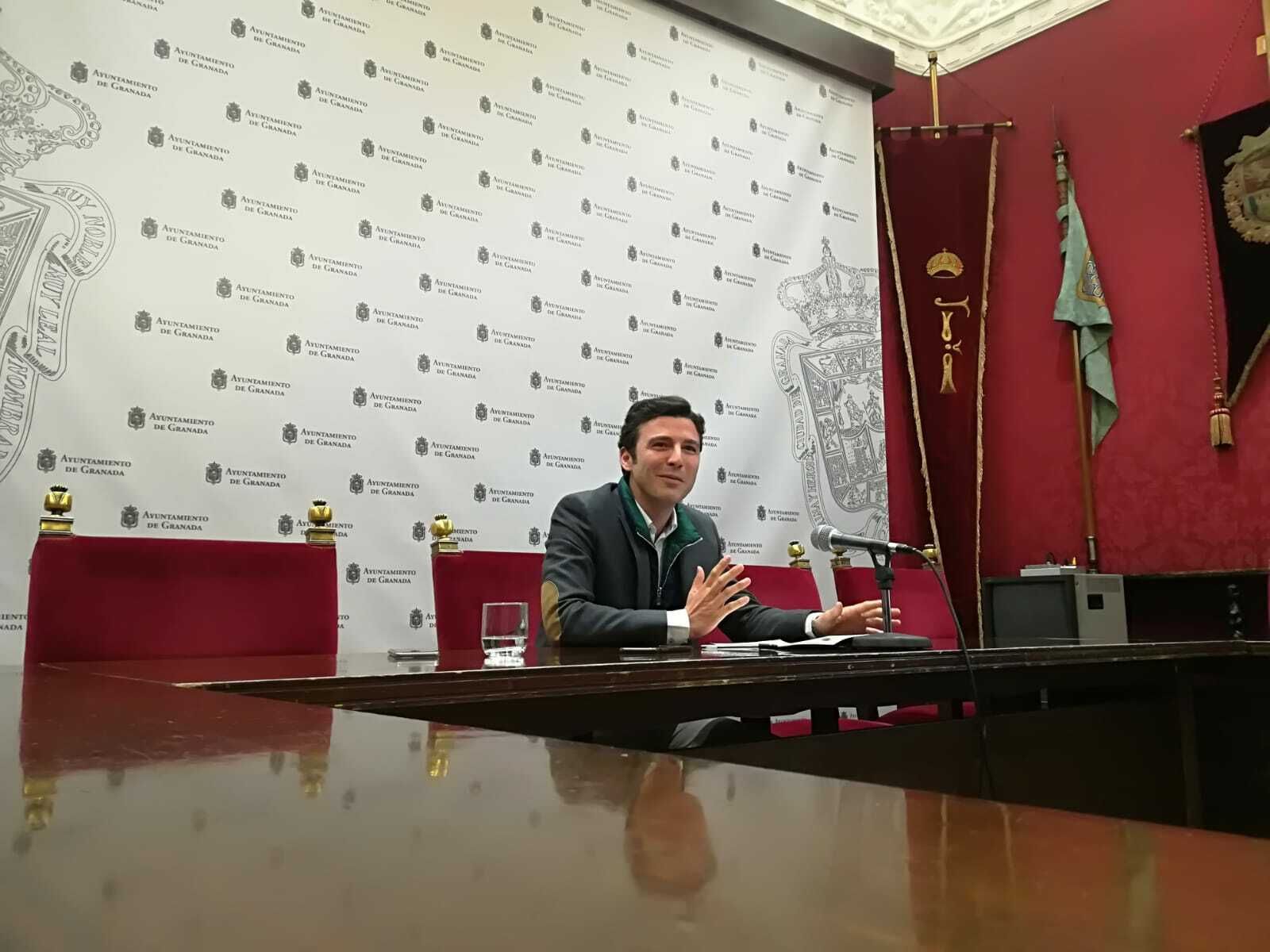 Jorge Saavedra, hoy en rueda de prensa