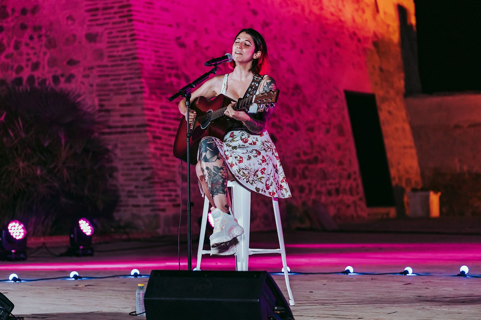 Bely Basarte durante su concierto en la Alcazaba de Almería.