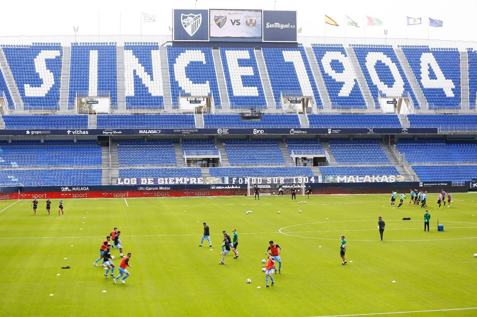 Las fotos del calentamiento del Málaga CF - Leganés