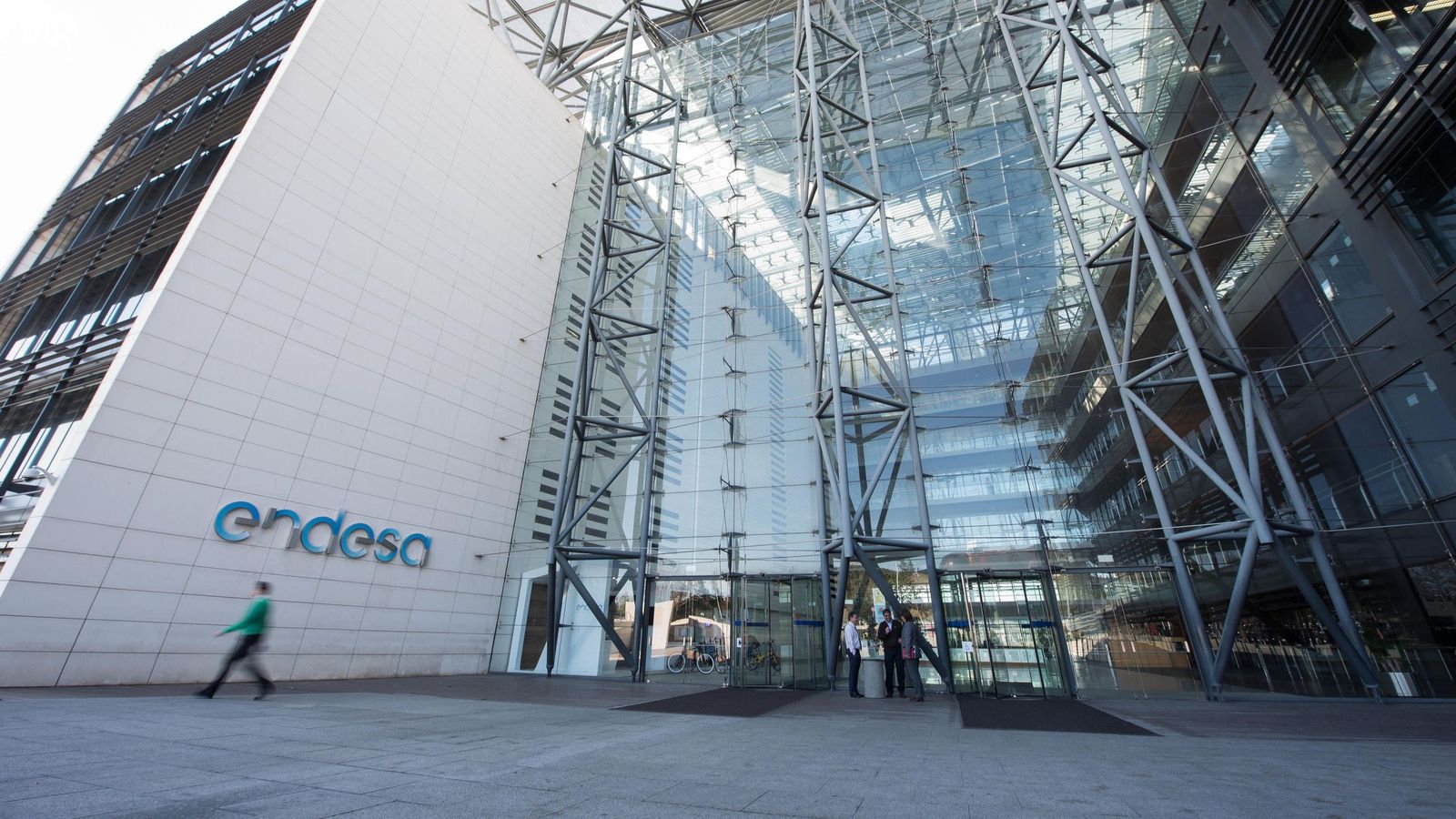 Edificio donde tiene Endesa su sede central.
