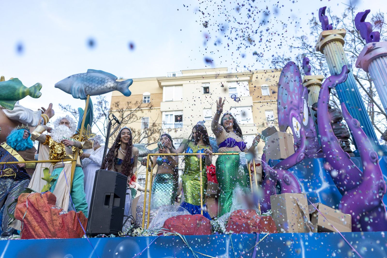 Las mejores imágenes de la Cabalgata del Carnaval de Cádiz 2026