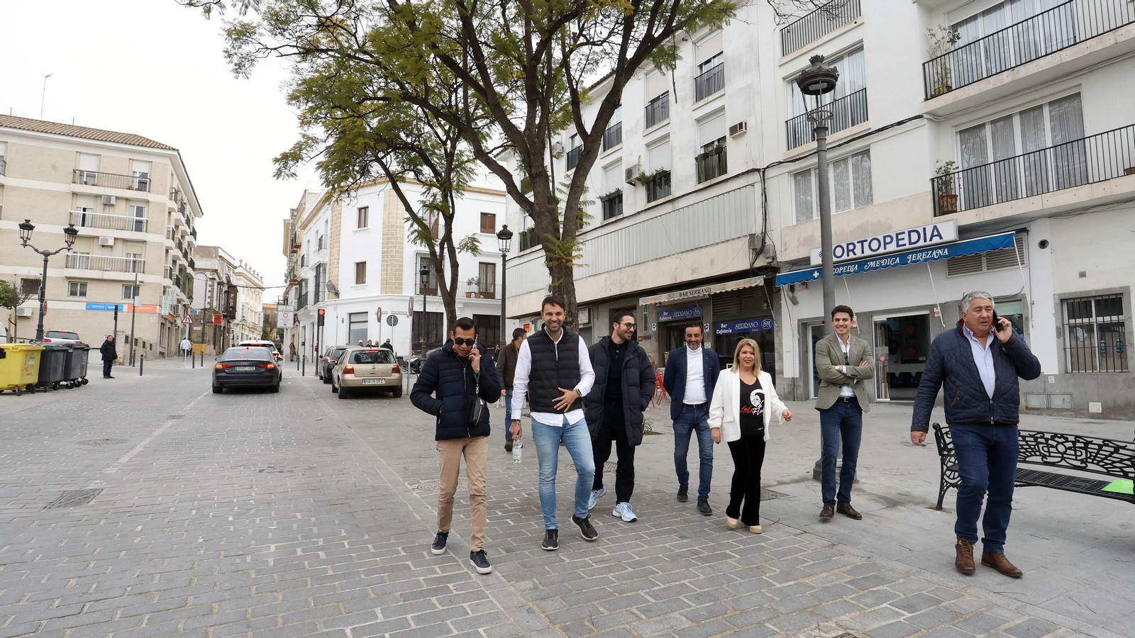 Visita a Jerez de famosos y artistas con el empresario José Luis López y Mamen Sánchez