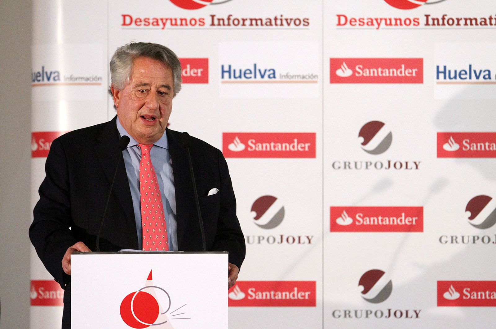 Imágenes del Desayuno Informativo del Grupo Joly con Javier Targhetta